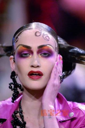 �ϰ����Ļ���