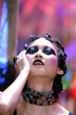 �ϰ����Ļ���