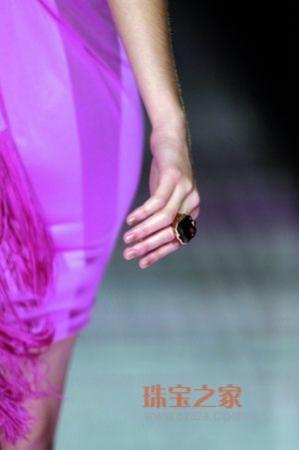 �ϰ����Ļ���