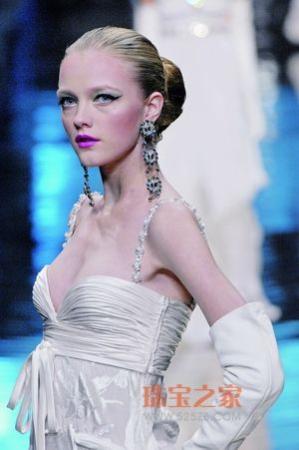 �ϰ����Ļ���