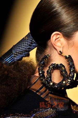 �ݻ����Ŷ���̫����