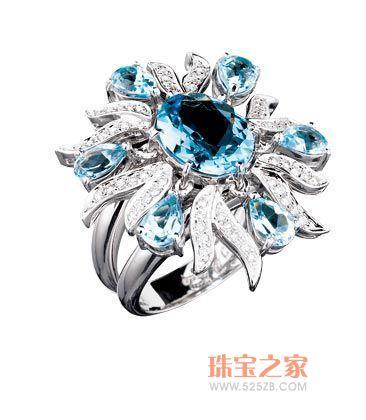 ���ղ�ɫ����